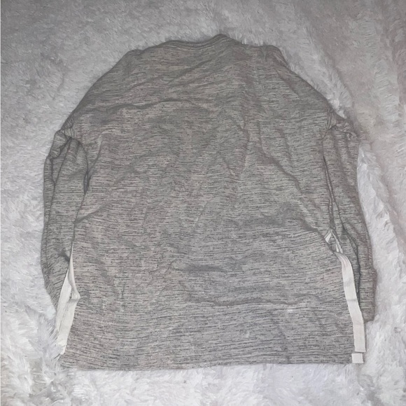 Aerie Heather Gray Oversized Crewneck size Small can fit Medium - Picture 5 of 5